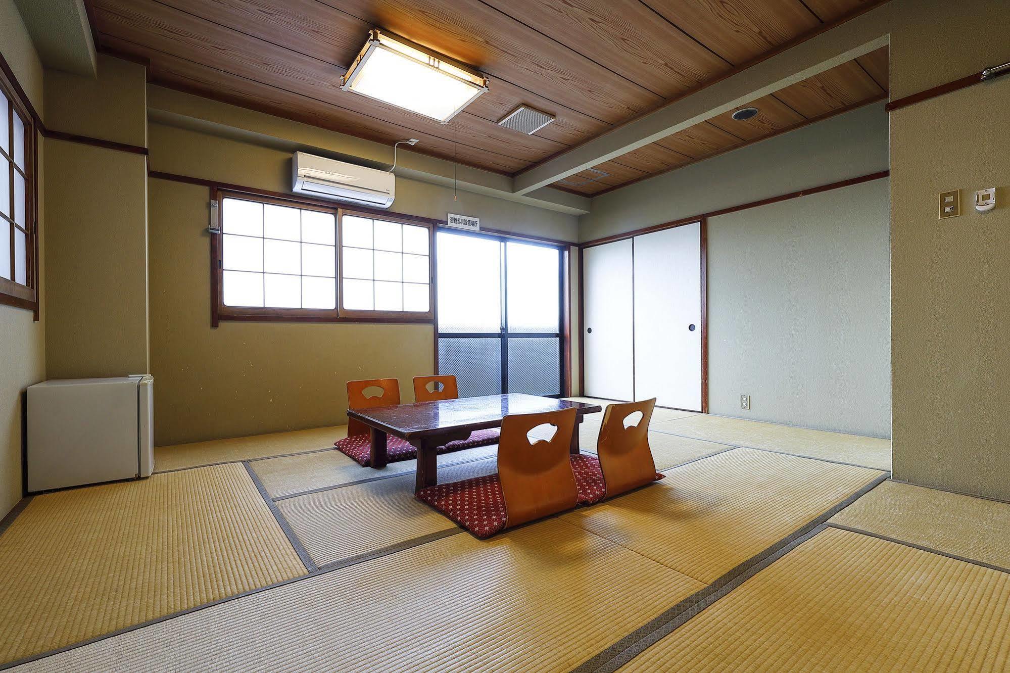 Azumaya Ryokan Киото Екстериор снимка
