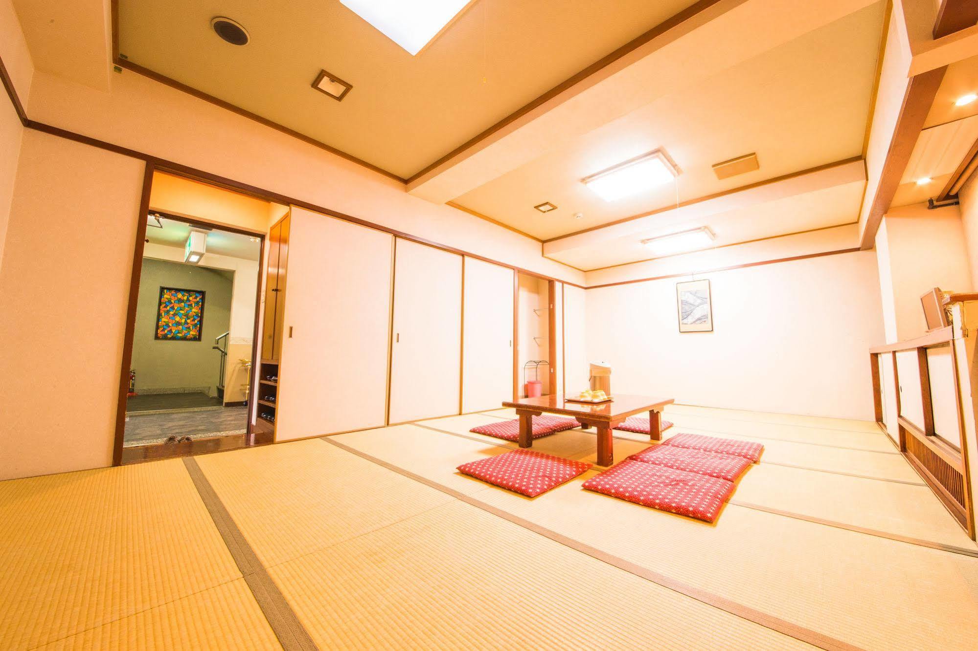 Azumaya Ryokan Киото Екстериор снимка