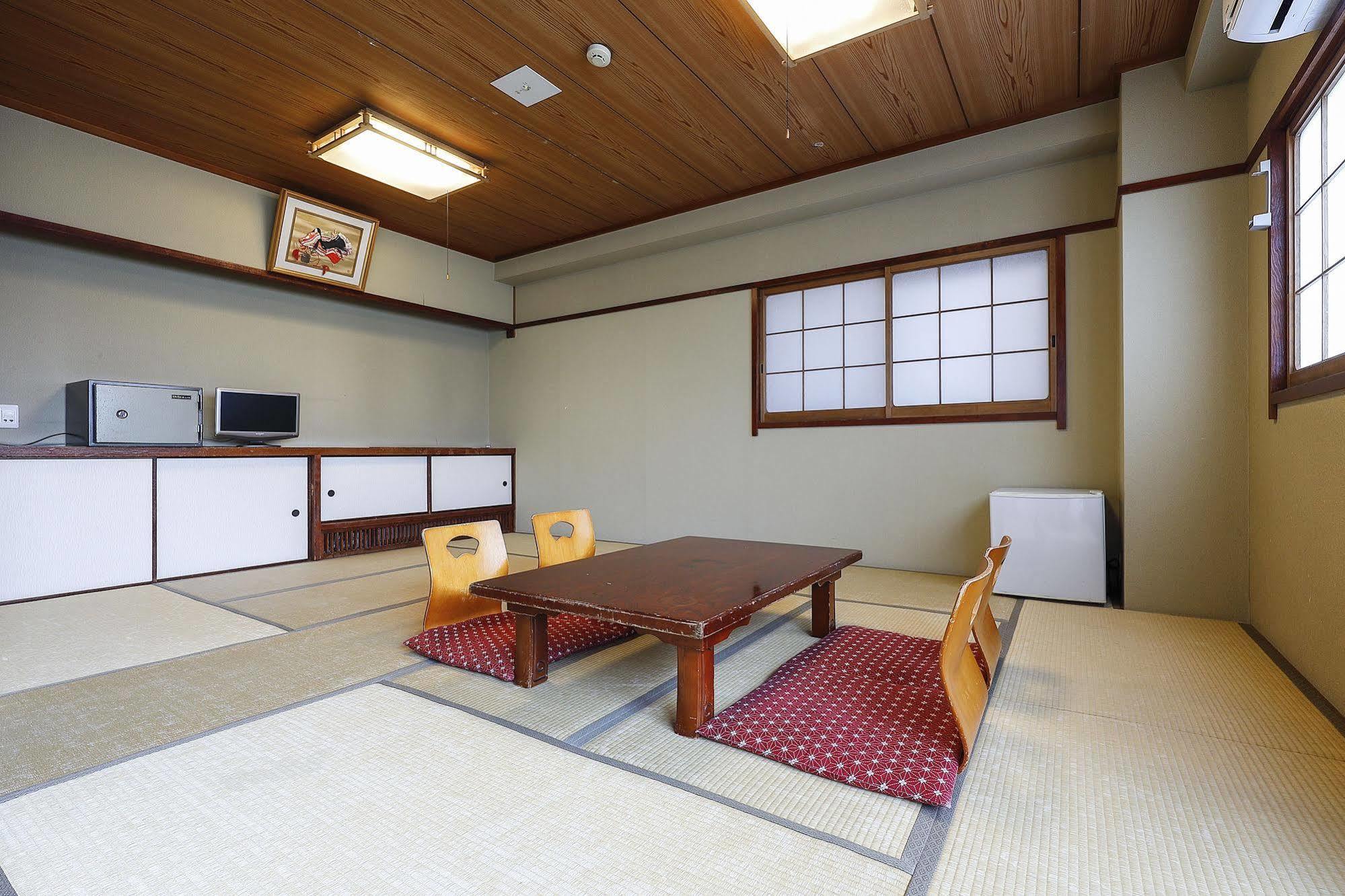 Azumaya Ryokan Киото Екстериор снимка