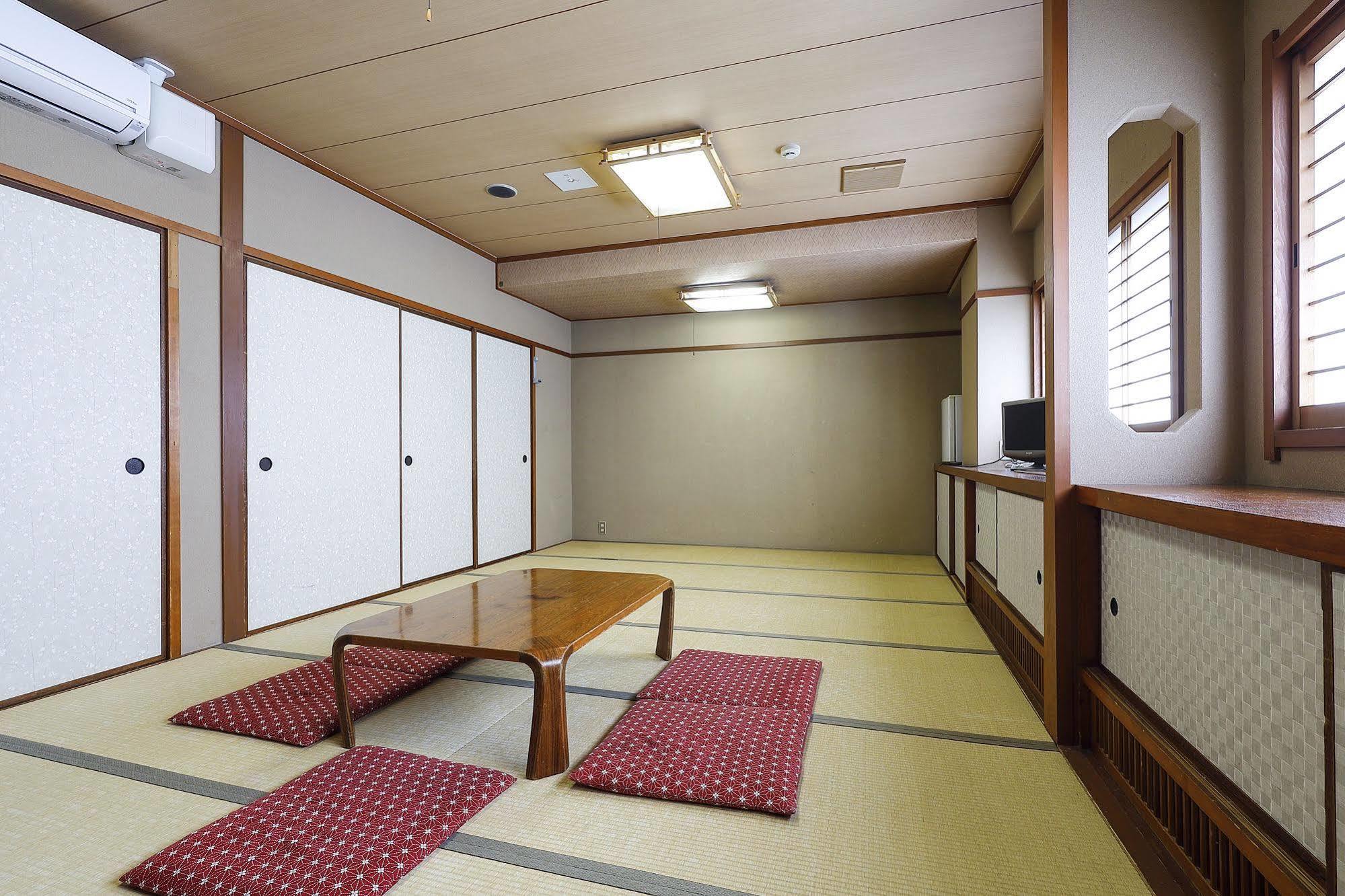 Azumaya Ryokan Киото Екстериор снимка